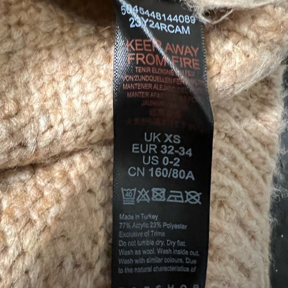 NWT Topshop tan amber funnel mock neck button shoulder fuzzy chunky sweater XS - Picture 13 of 15